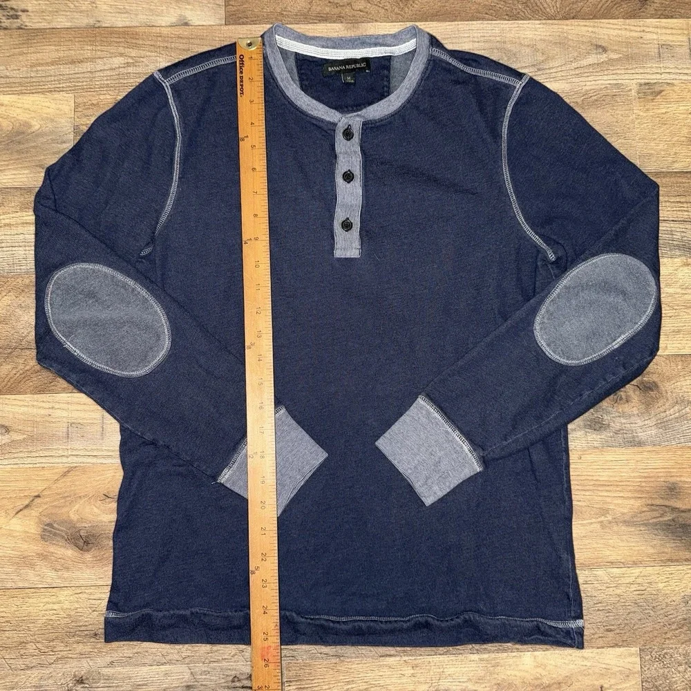 Banana Republic Pullover Henley Long Sleeve Elbow Patch Size M Blue